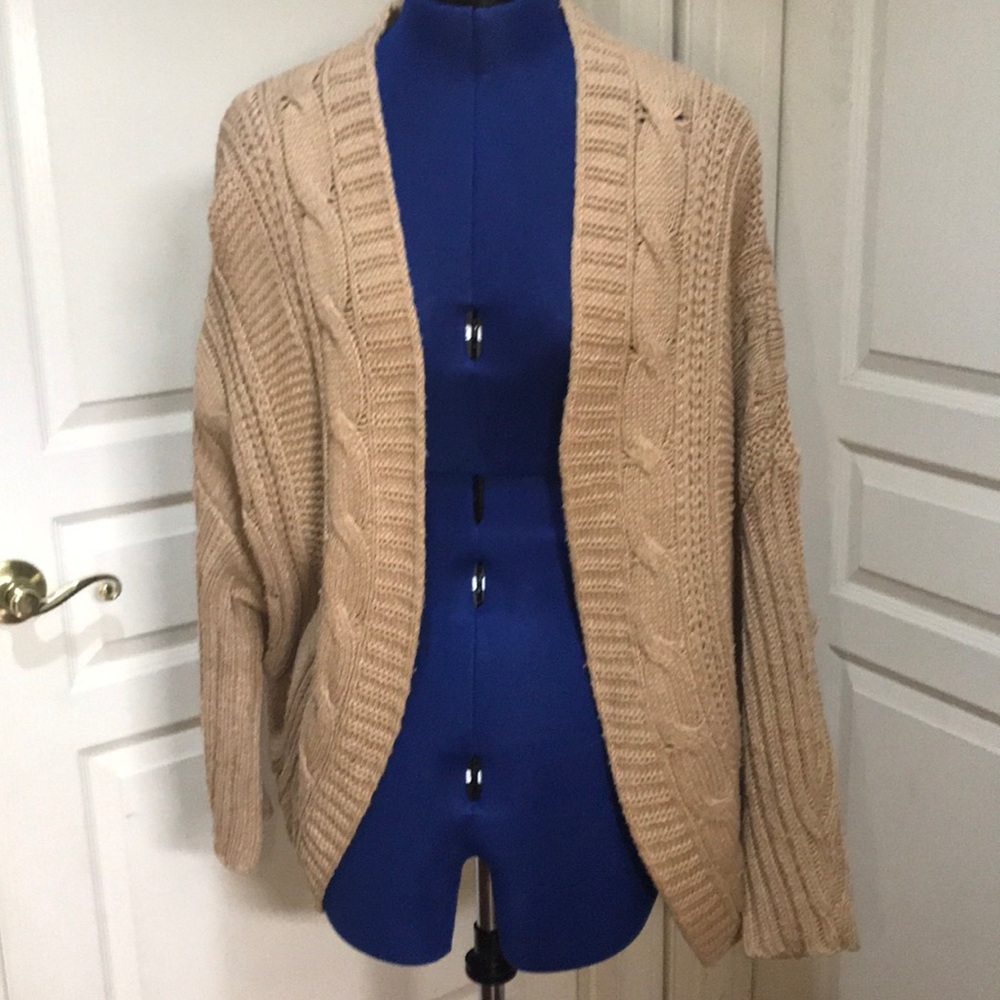 Cream Colored Cable Knit Sweater One Size